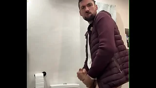 sexy daddy jerking off and nutting huge load